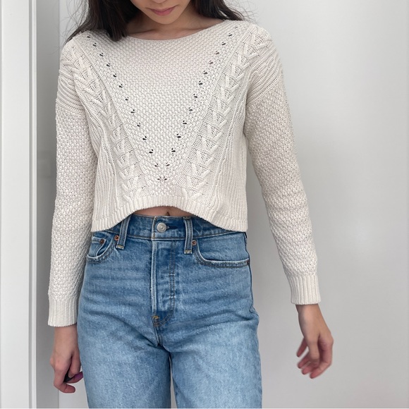 Forever 21 Cropped Knit Sweater - Picture 4 of 7